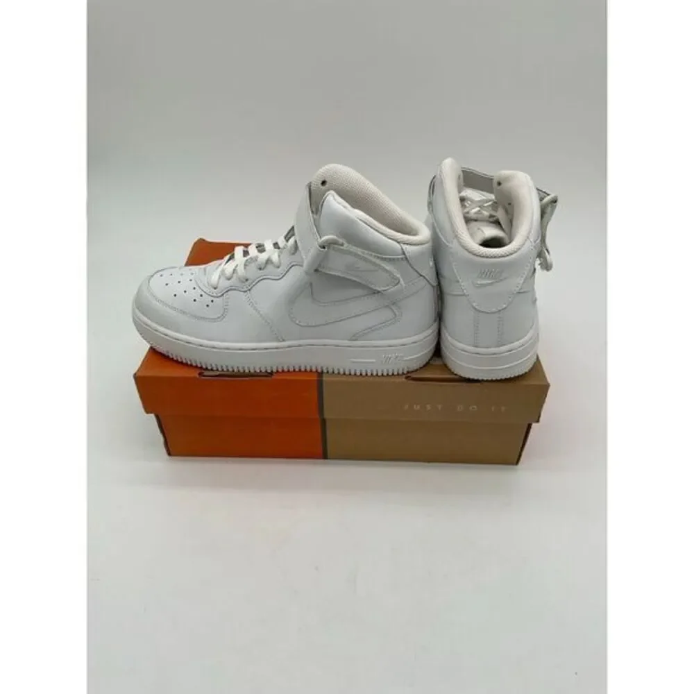 New Nike Air Force 1‎ Mid White/White 2.5Y/ 4 Women's
